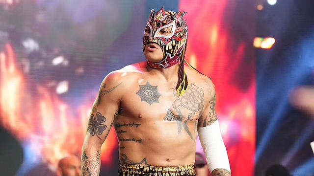 WWE Elabora Planes para Rey Fénix